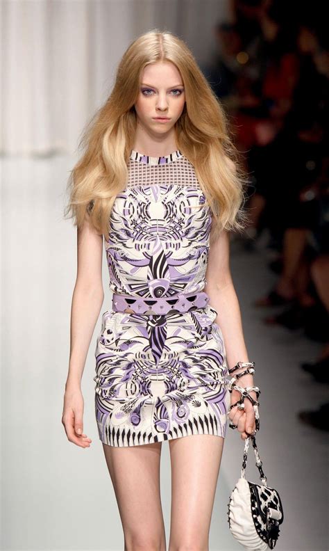 versace spring summer 2010|Milan Fashion Week Spring/Summer 2010 .